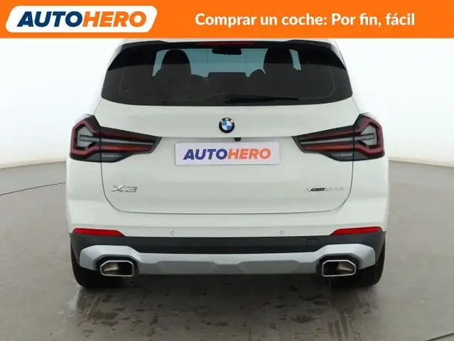BMW X3 view 5