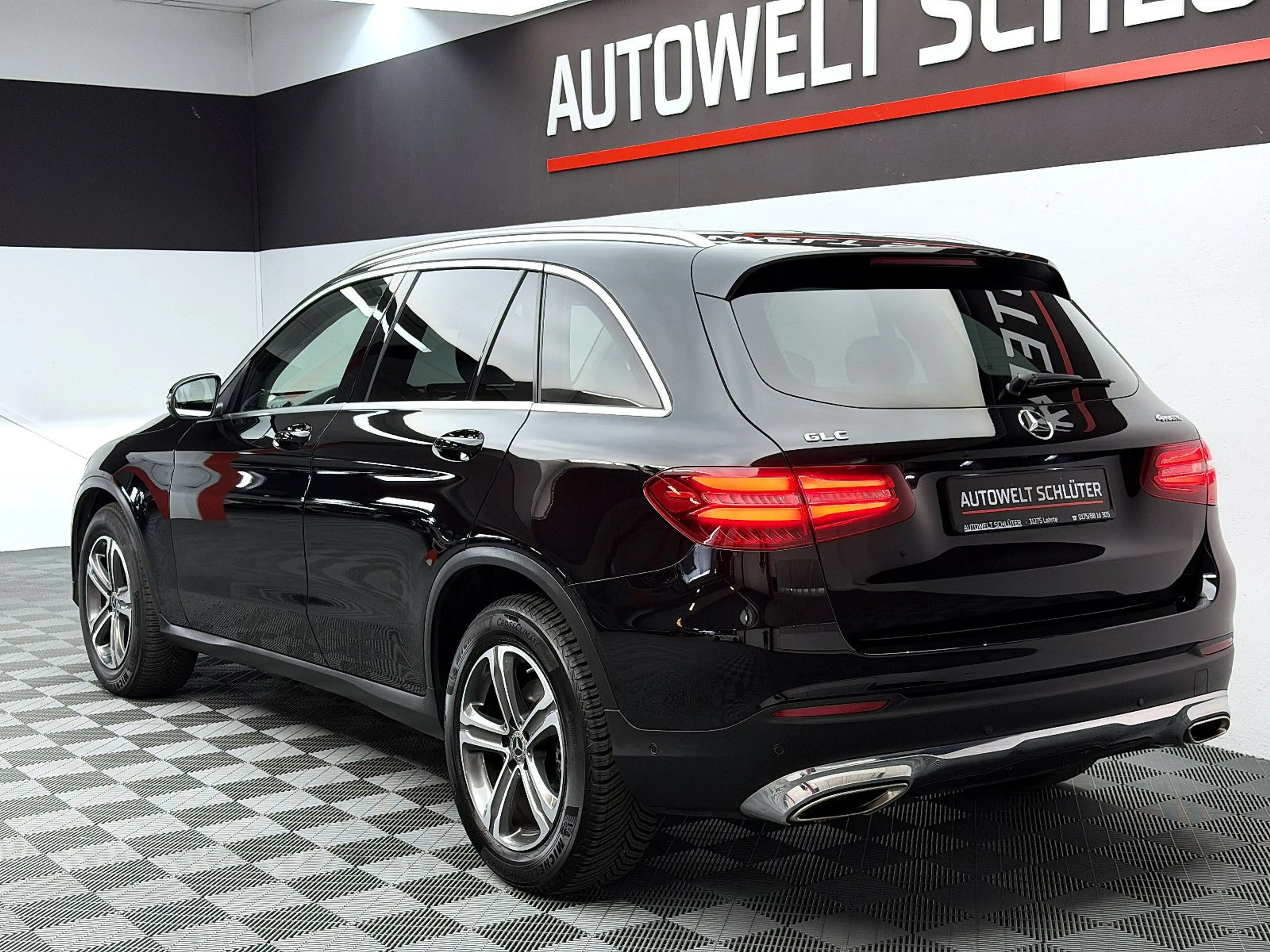 Mercedes-Benz GLC 250 *4Matic*PanoramaTotwinkel*Navi* — photo 3