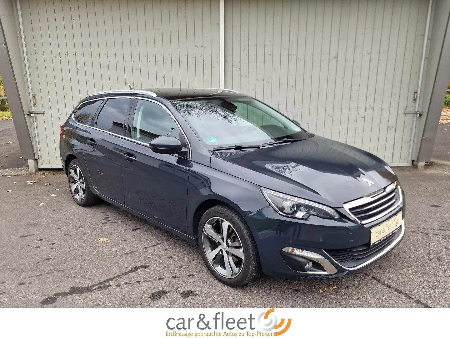 Peugeot 308 SW Allure Navi LED Pano SiHz PDC Tempo Grau - 2