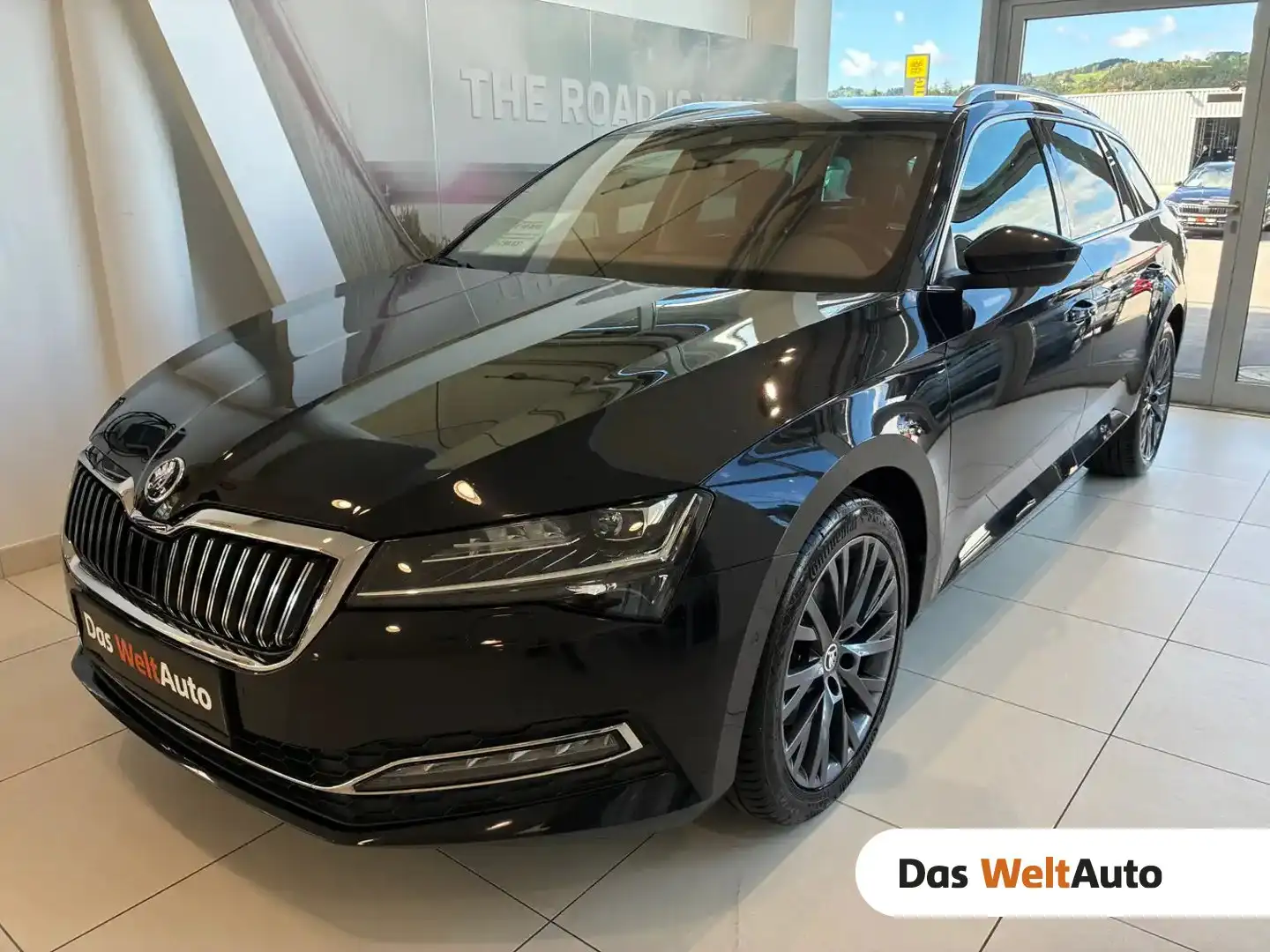 Skoda Superb Style TDI DSG Schwarz - 1