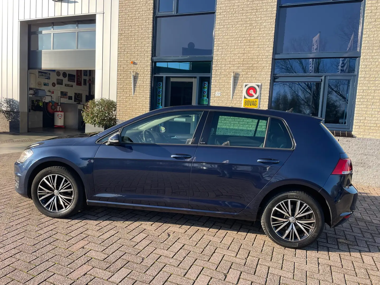 Volkswagen Golf 1.4 TSI Connected Series- NAV- unieke km Bleu - 2