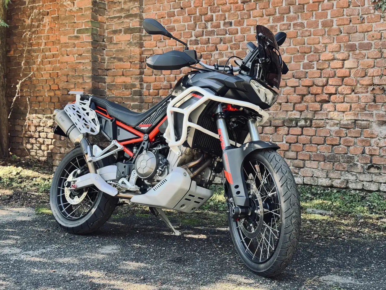 Aprilia Tuareg