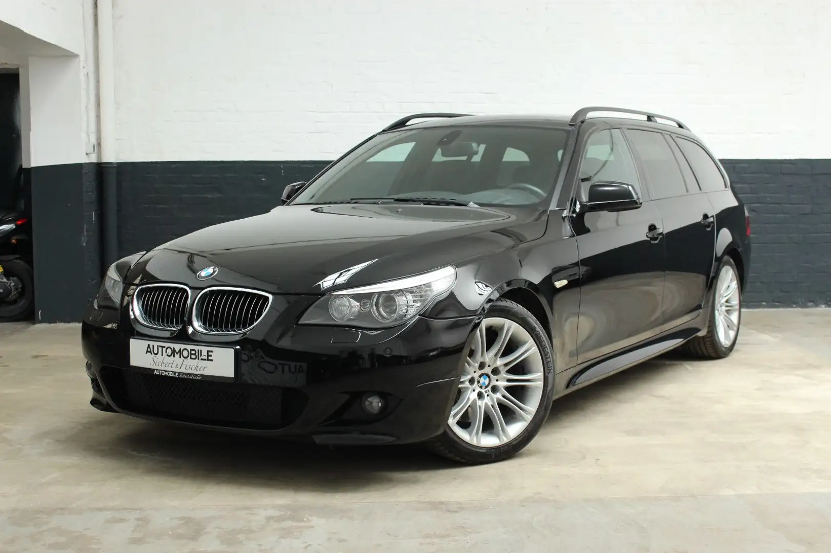 BMW 530 i Touring Edition Sport*Headup*Pano*SoftClose Negro - 1