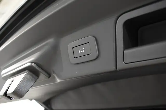 Land Rover Range Rover Velar P400e PHEV Allrad Dynamic SE Ansicht 8