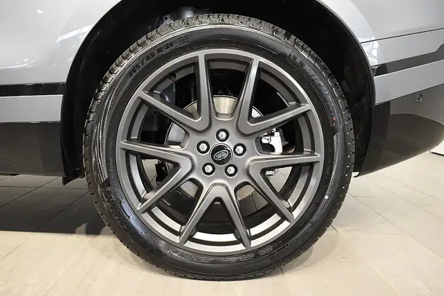 Land Rover Range Rover Velar P400e PHEV Allrad Dynamic SE Ansicht 3