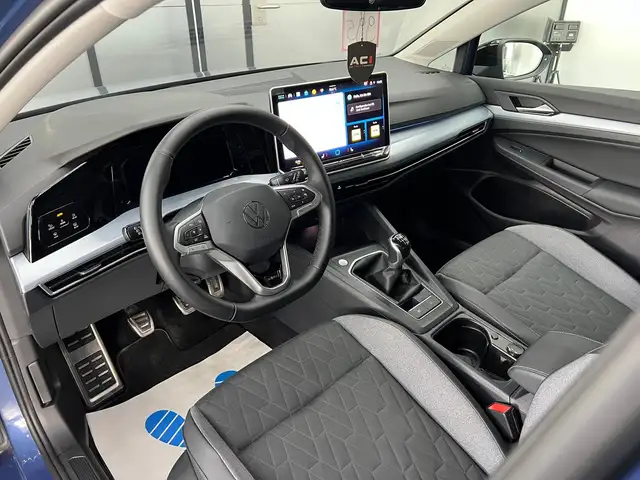 Volkswagen Golf view 14