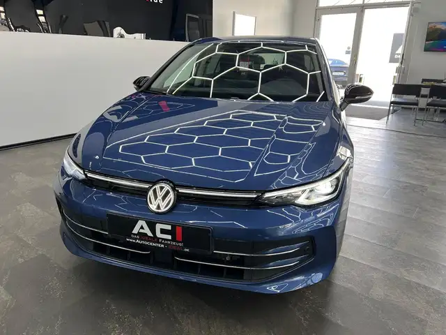 Volkswagen Golf view 10