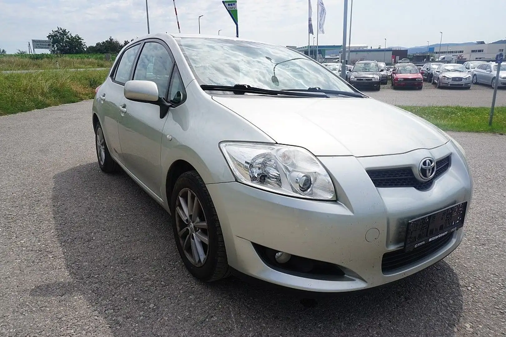 Toyota Auris 1,4 VVT-i Blue Grau - 2