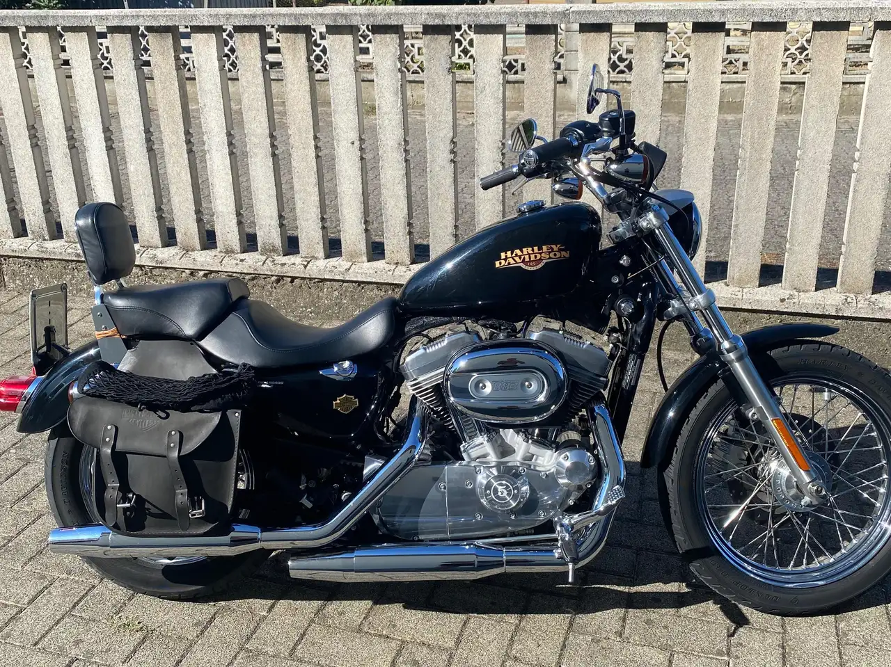 Harley-Davidson Sportster 883