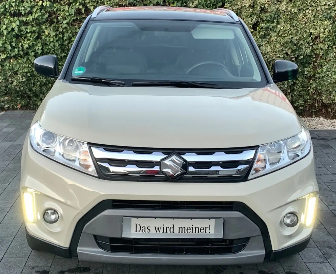 Suzuki Vitara 1.6 Comfort 4x4 Kamera Sitzheizung AHK Beige - 2