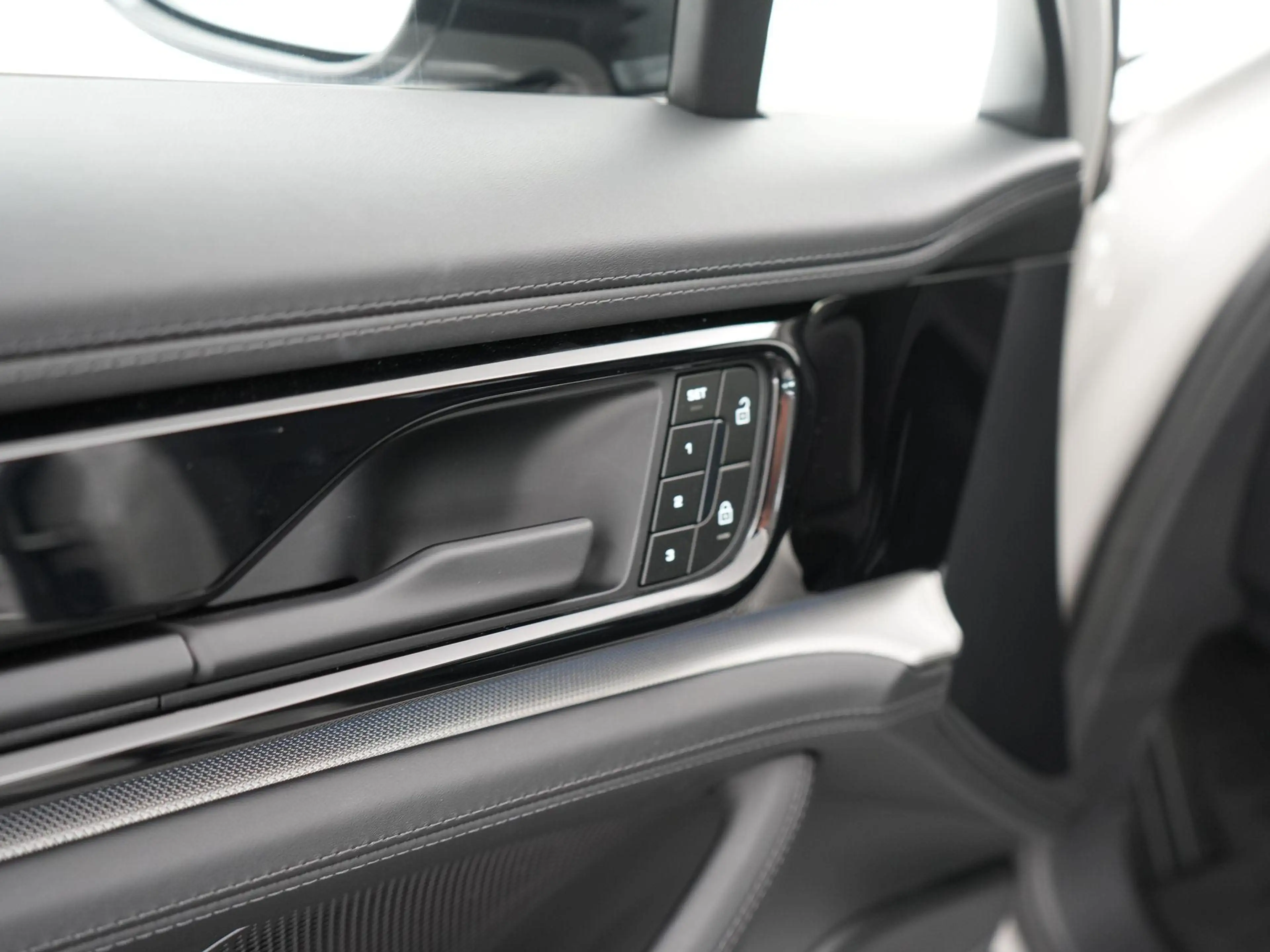 Porsche Panamera 2.9 4 E-Hybrid — photo 14