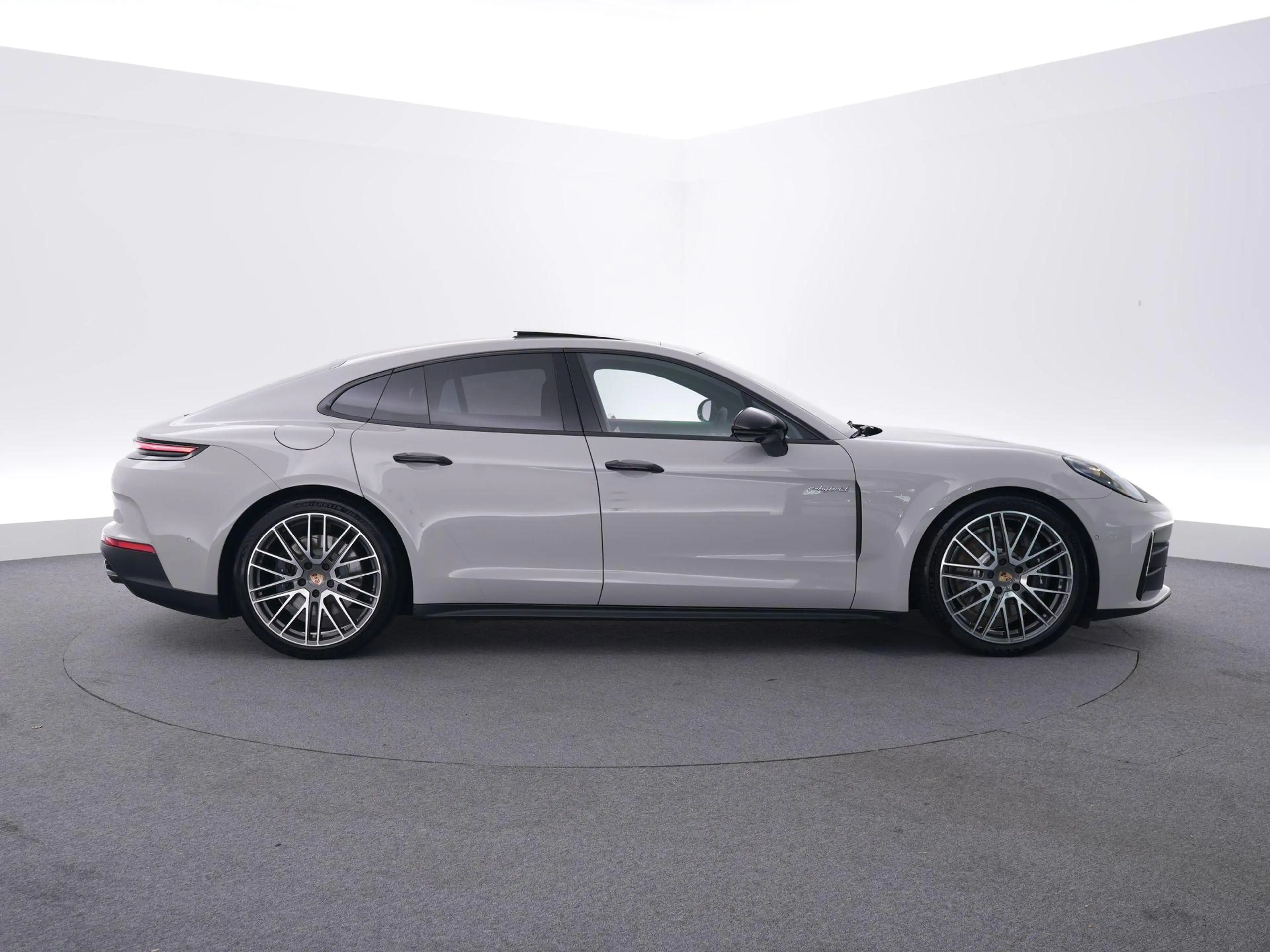 Porsche Panamera 2.9 4 E-Hybrid — photo 6