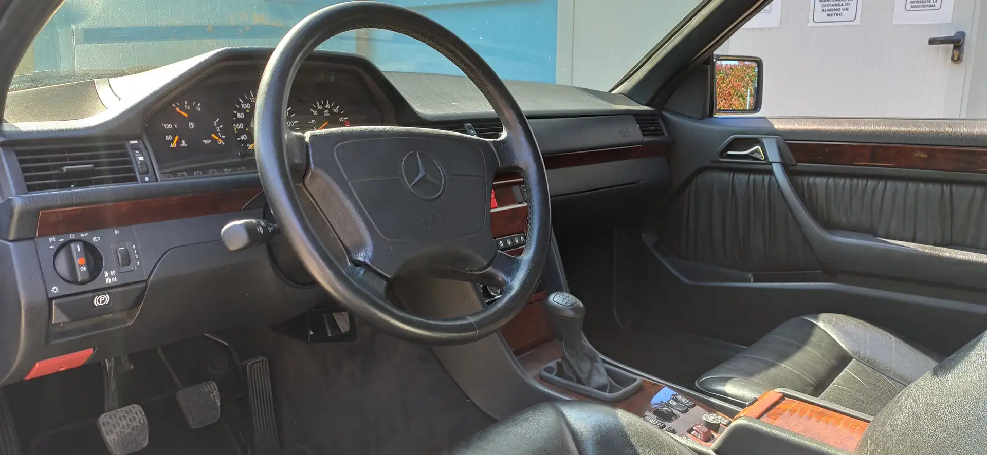 Mercedes-Benz E 200 Mercedes- Benz E 200 W124 Cabrio 1996 Nero - 1