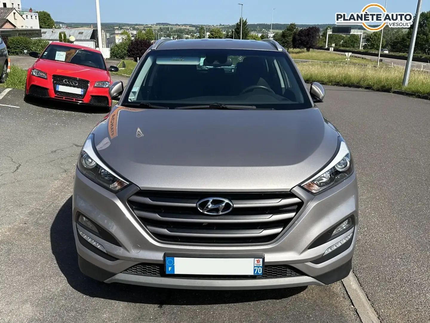 Hyundai TUCSON Tucson 1.7 CRDi - 115 cv  Edition Lounge. Véhicule Gris - 2