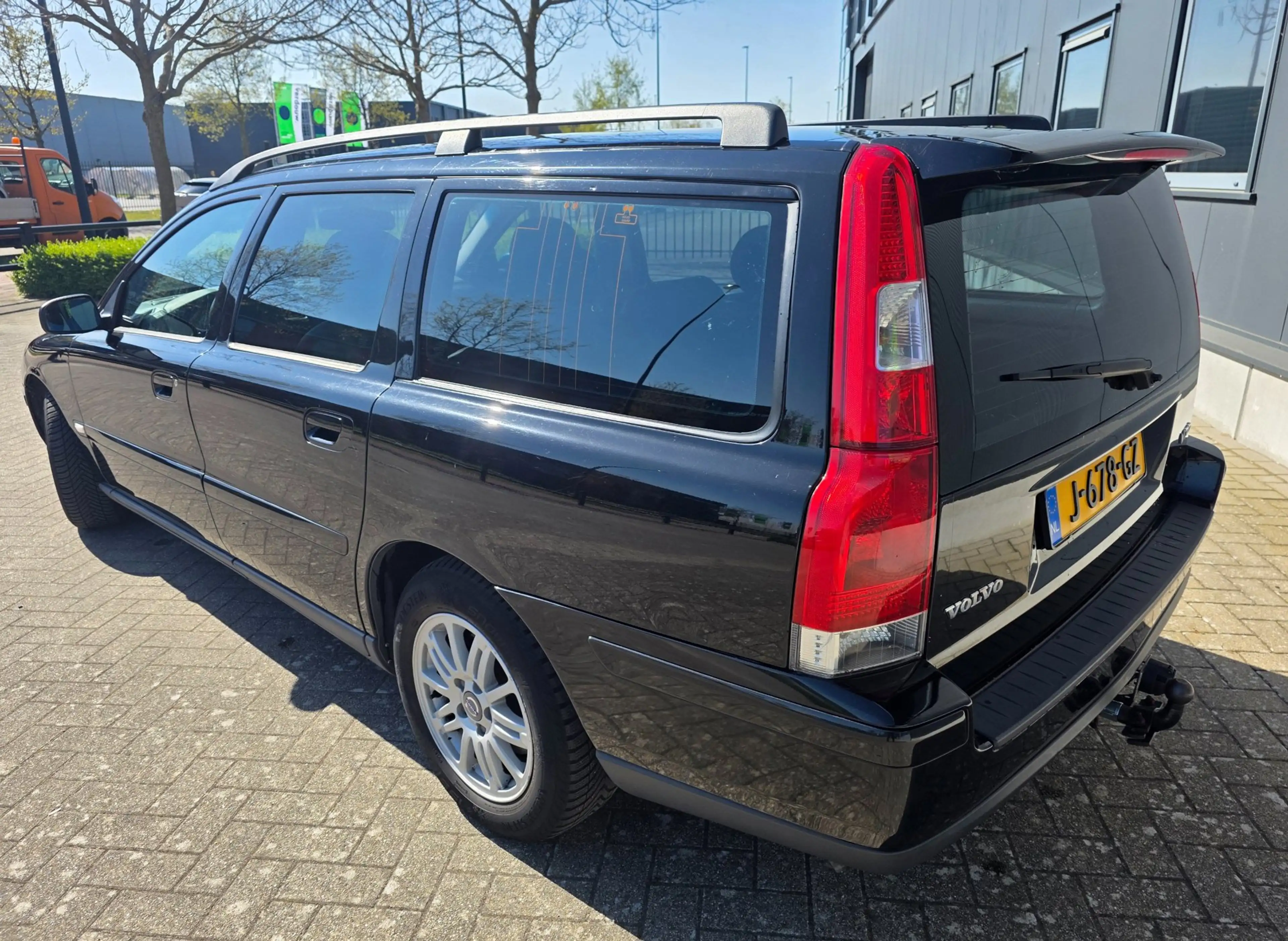 Volvo V70 2.4 Black Sapphire Edition II, LPG, AUTOMAAT, bijt — photo 12