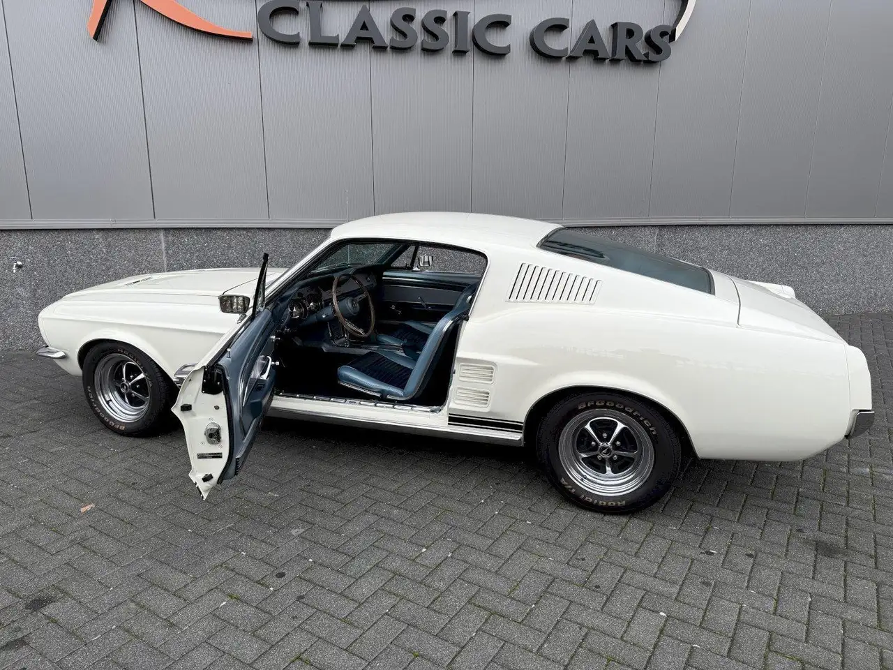 Ford Mustang Fastback, foto 8