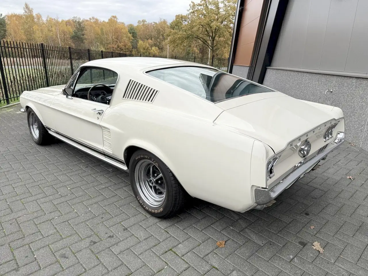 Ford Mustang Fastback, foto 5