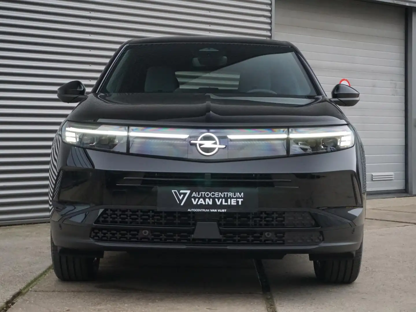 Opel Grandland 1.2 Turbo Hybrid 145 Pk GS Zwart - 2