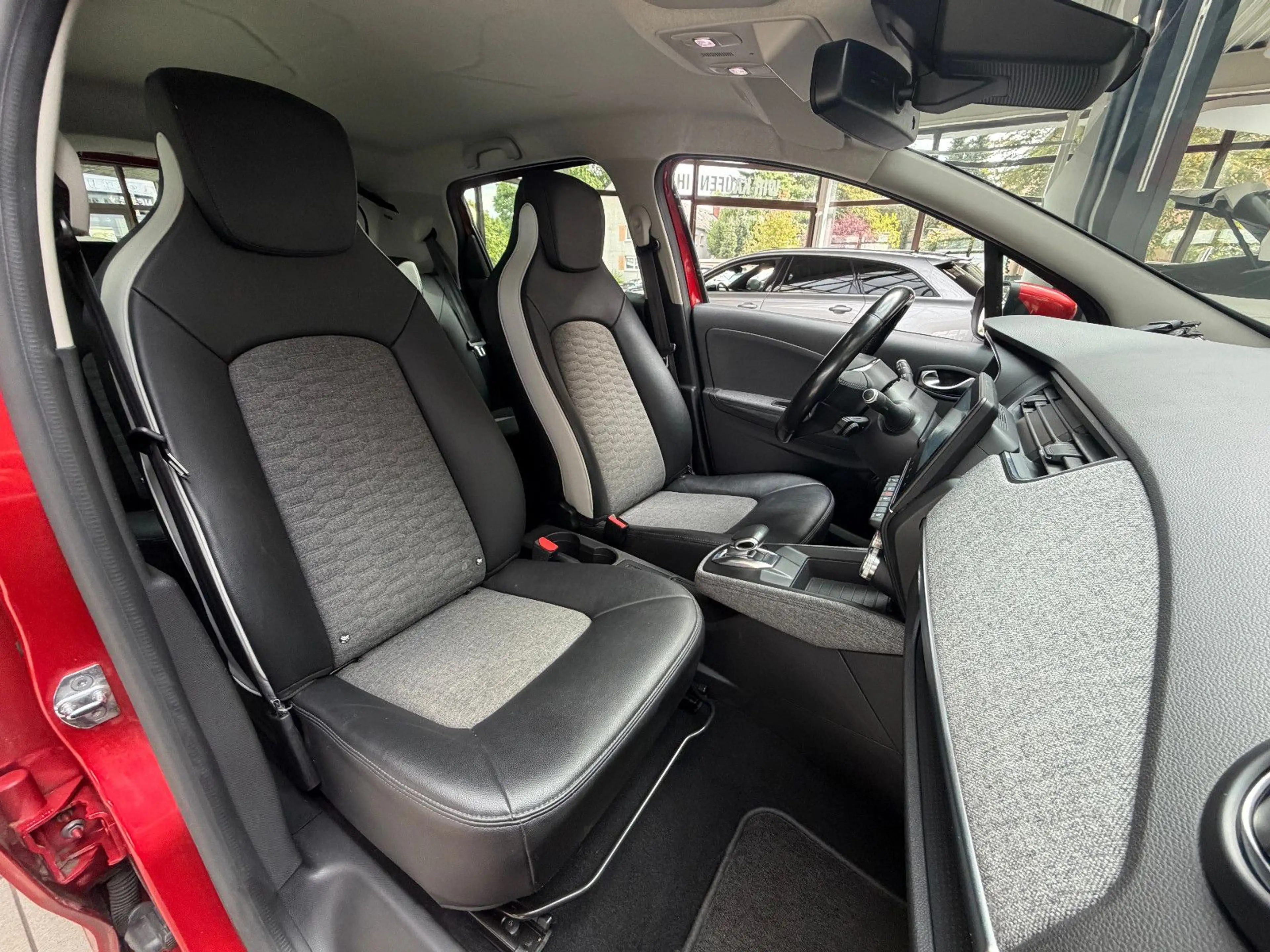 Renault ZOE Life*Automatik*SHZ* Elektro — photo 12