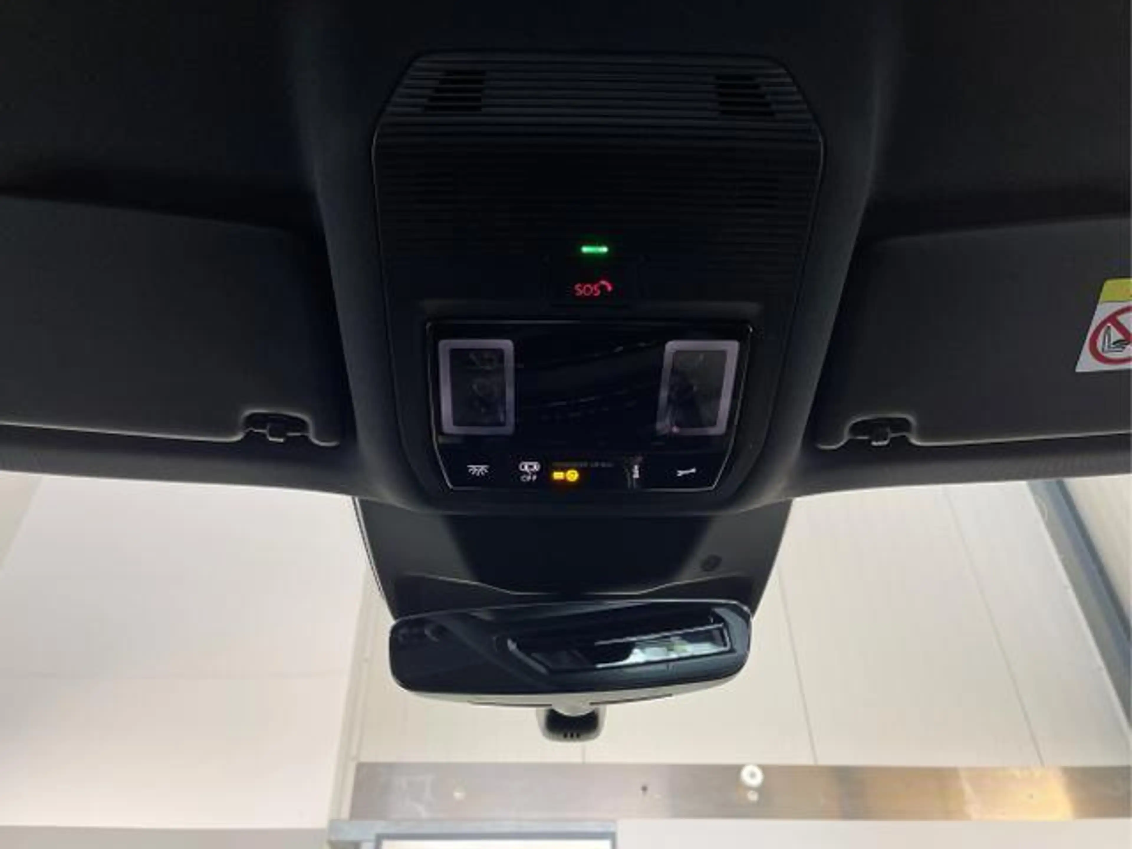 CUPRA Terramar 1.5 eTSI DSG Matrix+Kessy+AHK+HUD+Navi+Dinamica+36 — photo 11