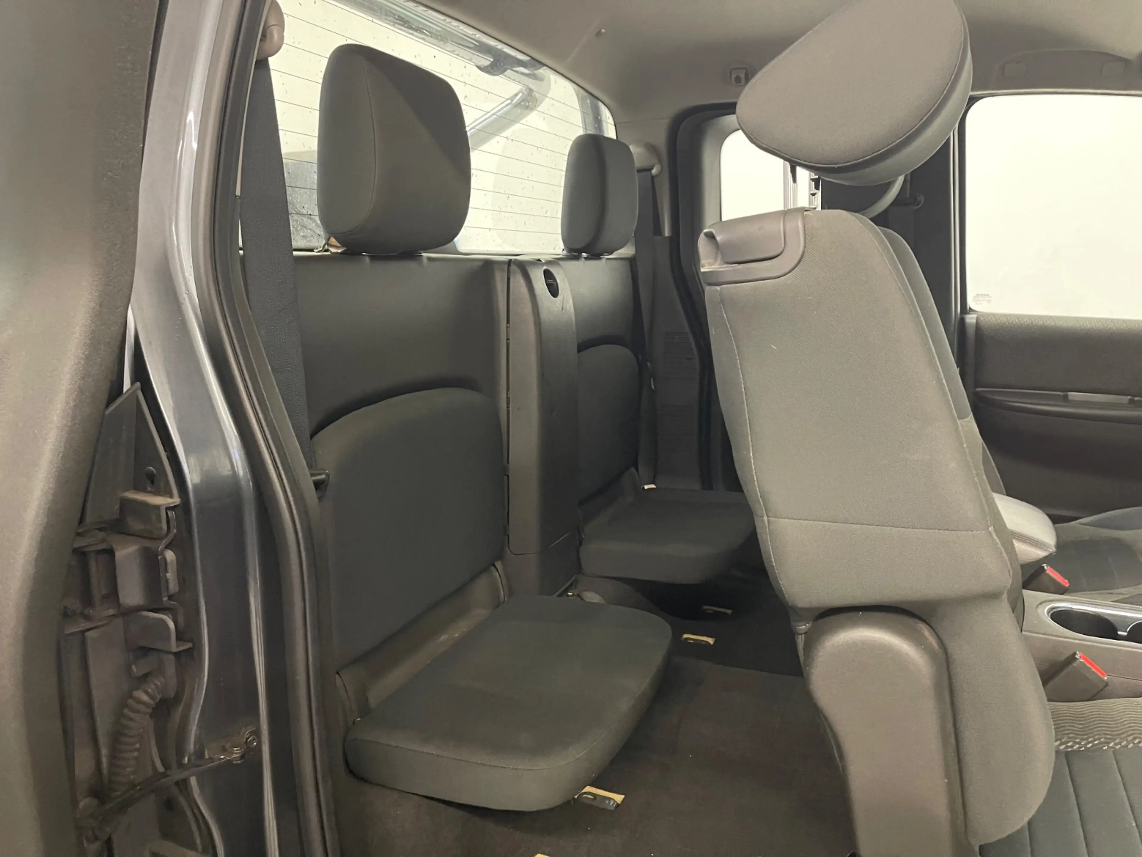 Nissan Navara Pickup 4x4 2.5 dCi KingCab*AHK*KlimaA* — photo 13
