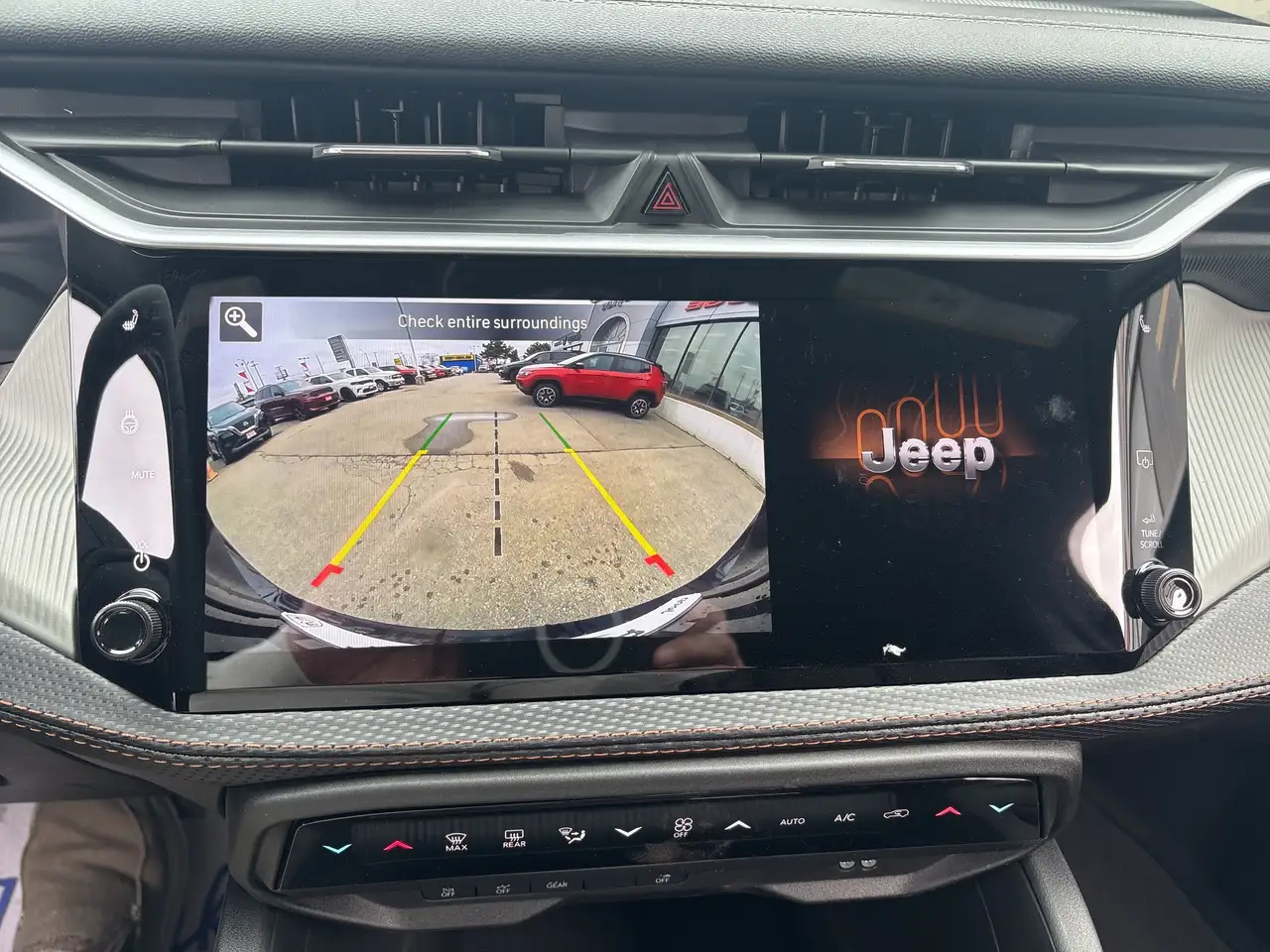 Jeep Cherokee снимка Jeep Cherokee