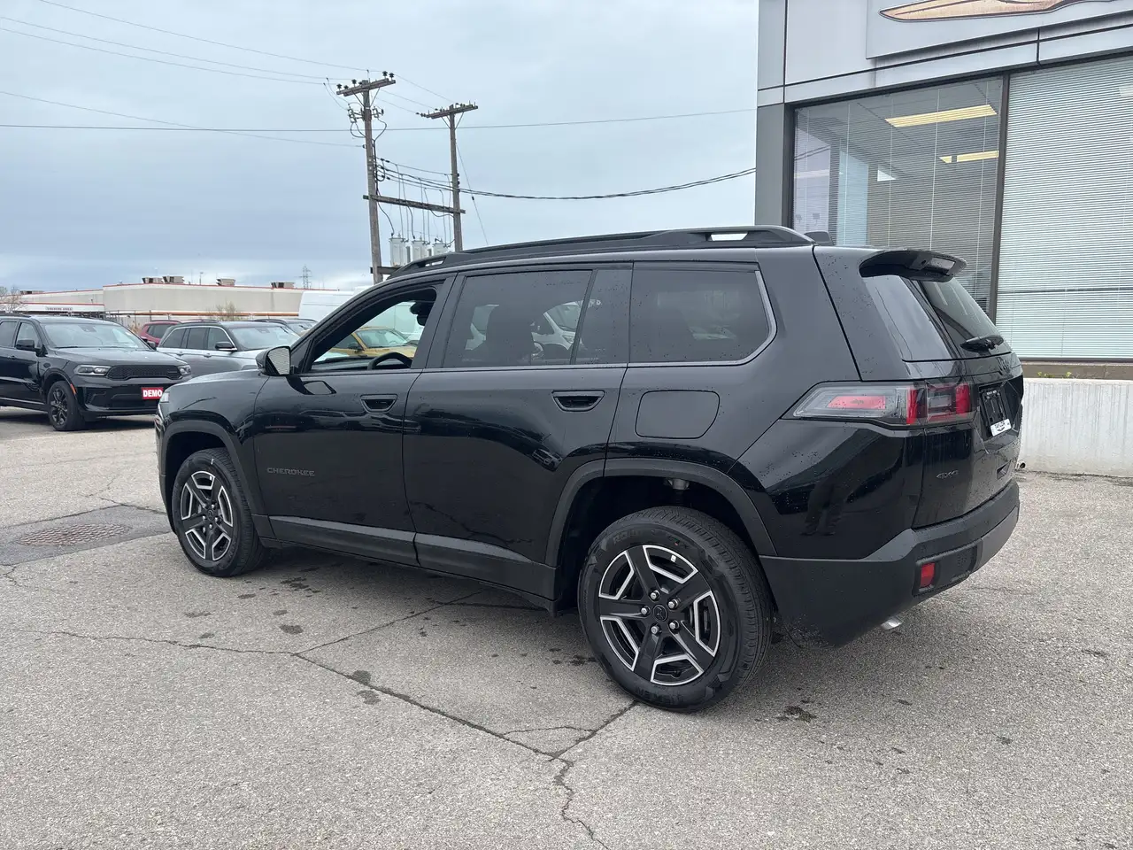 Jeep Cherokee снимка Jeep Cherokee