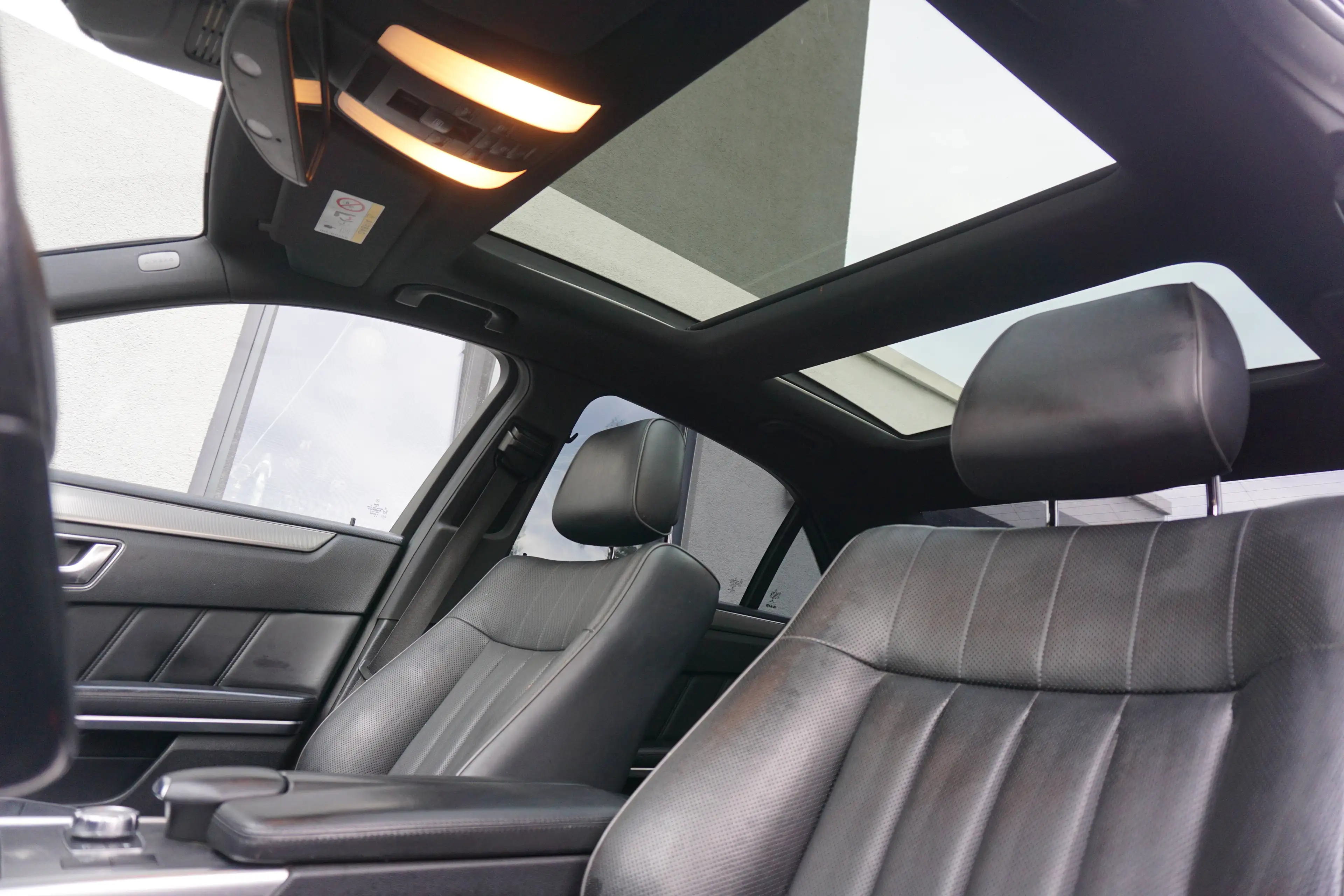 Mercedes-Benz E 250 E-Klasse Diesel "Avantgarde"Panorama,Sitz-Klima — photo 11