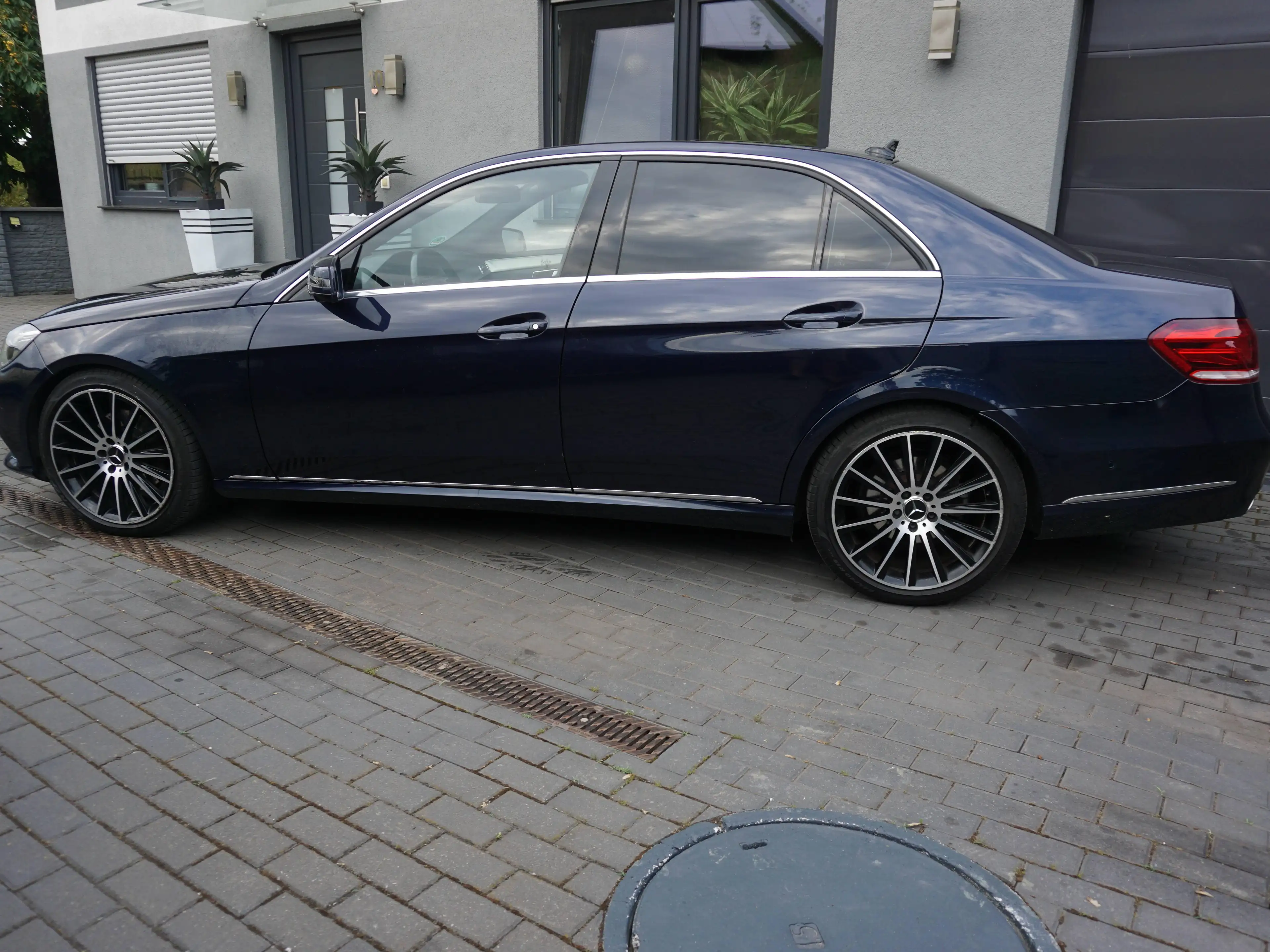 Mercedes-Benz E 250 E-Klasse Diesel "Avantgarde"Panorama,Sitz-Klima — photo 4
