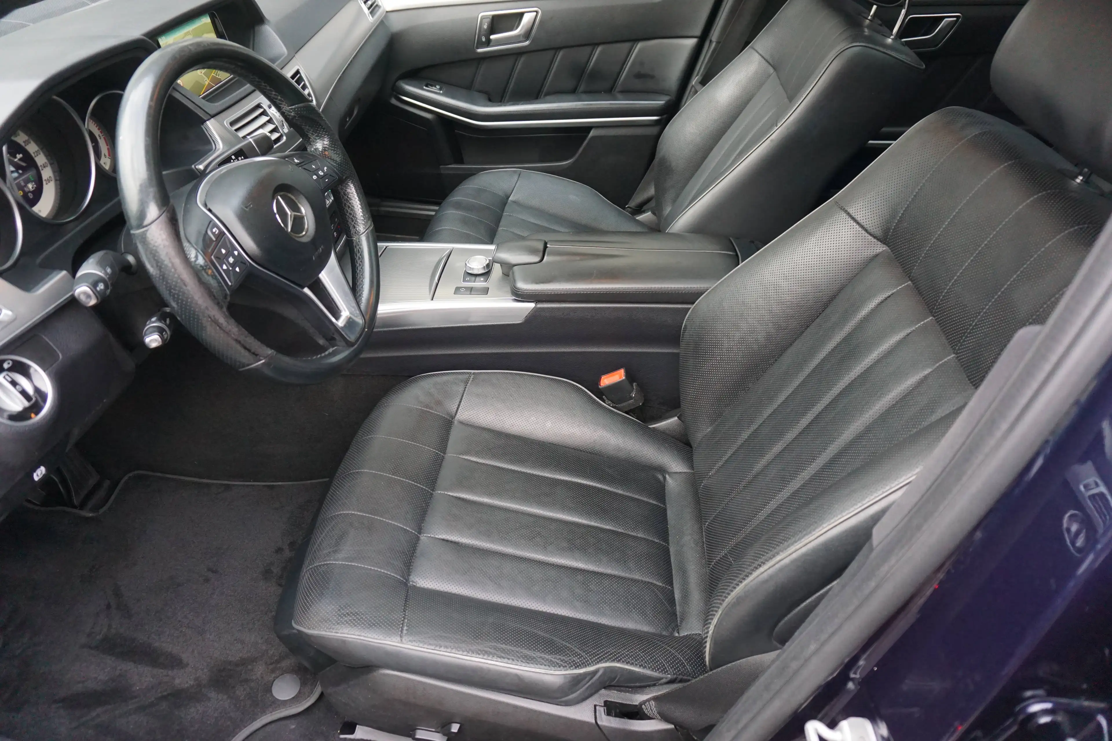 Mercedes-Benz E 250 E-Klasse Diesel "Avantgarde"Panorama,Sitz-Klima — photo 7