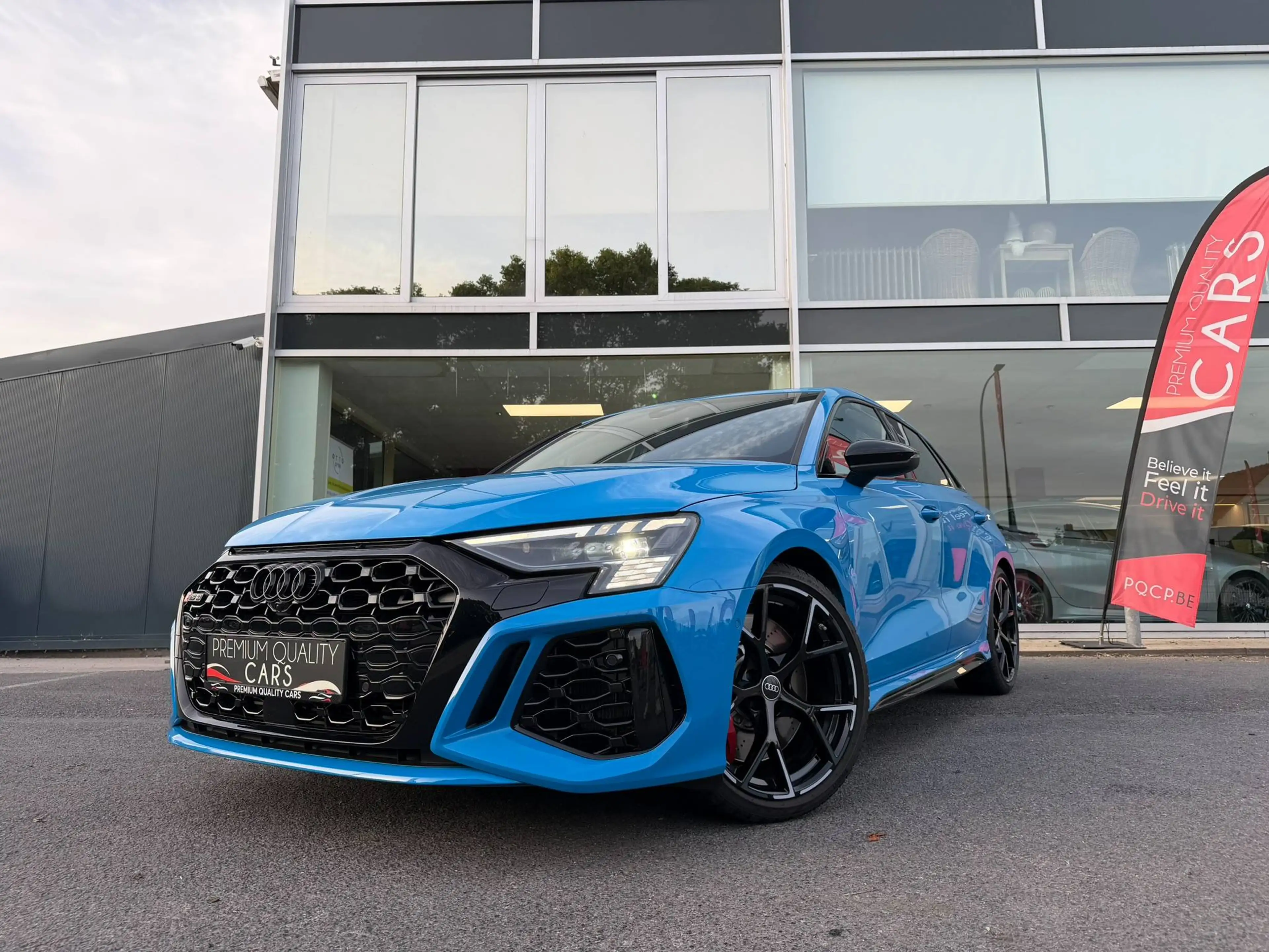 Audi RS3 RS3 QUATTRO / LEDER / BANG&OLUFSEN / CARPLAY / CAMERA / ADAPTIVE CRUISE / — photo 2