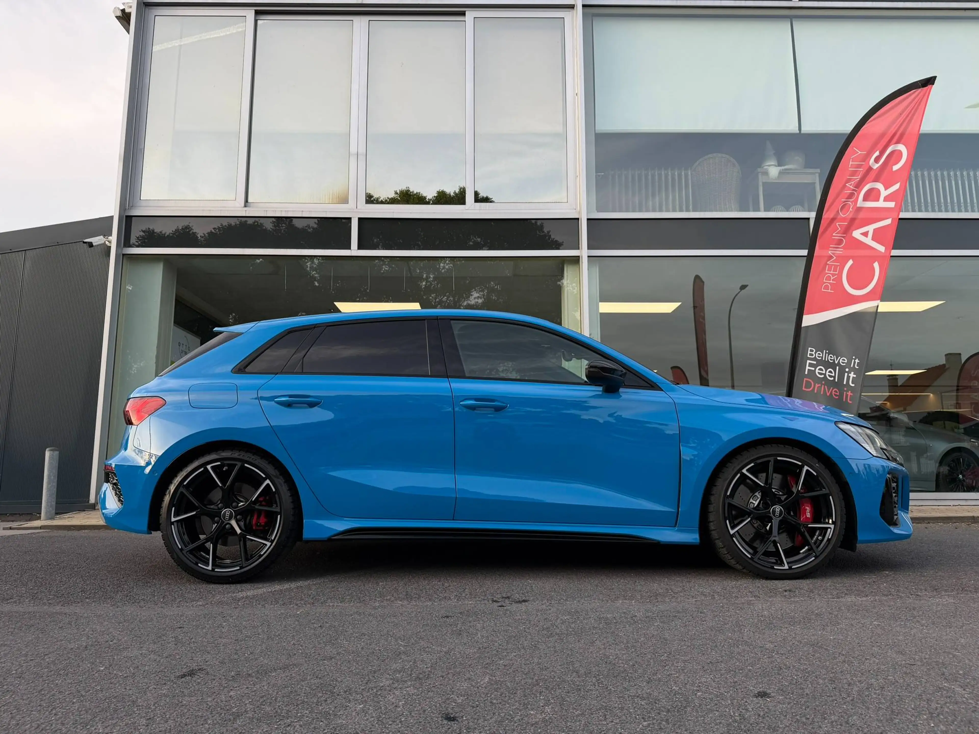 Audi RS3 RS3 QUATTRO / LEDER / BANG&OLUFSEN / CARPLAY / CAMERA / ADAPTIVE CRUISE / — photo 12