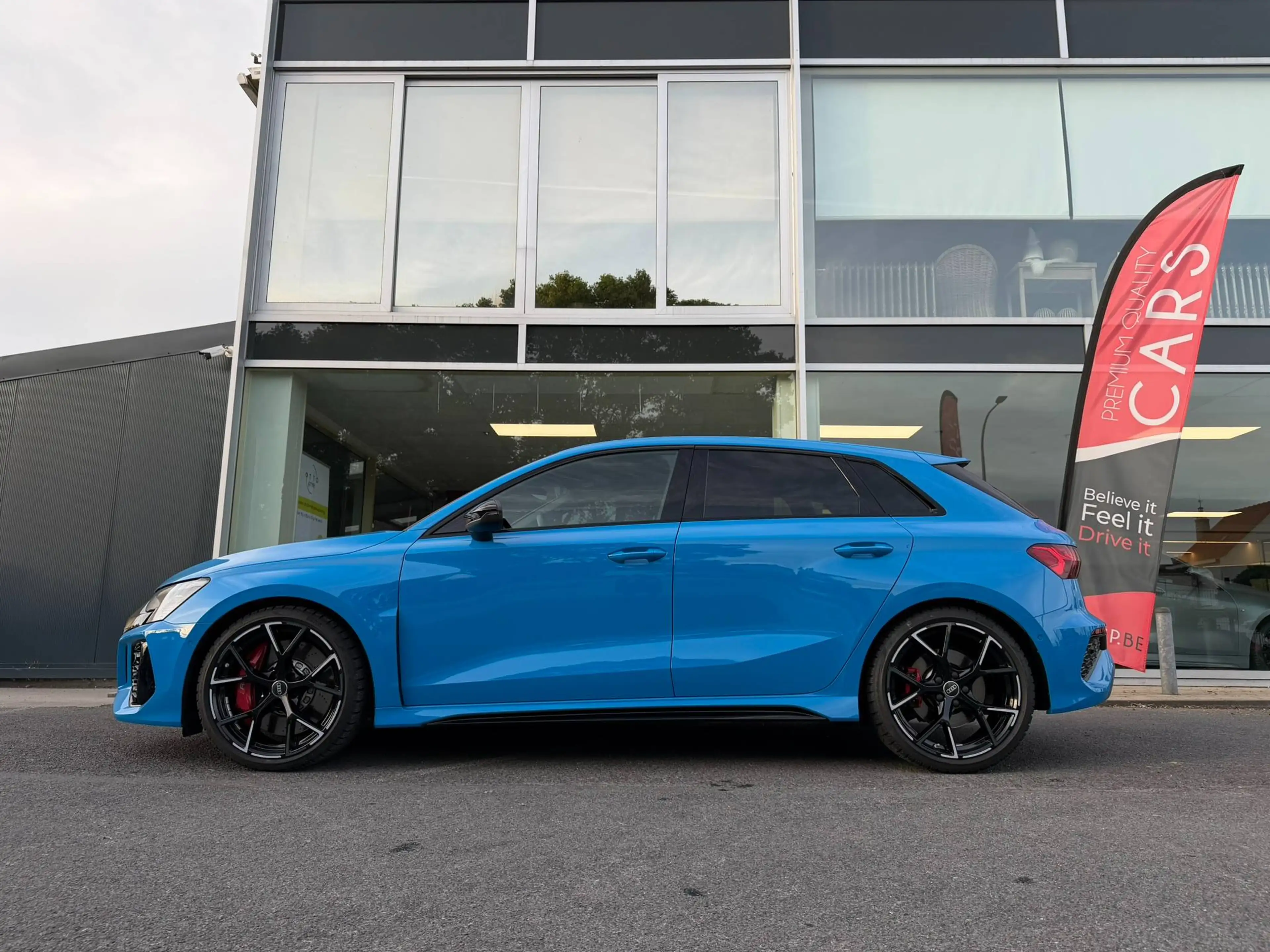 Audi RS3 RS3 QUATTRO / LEDER / BANG&OLUFSEN / CARPLAY / CAMERA / ADAPTIVE CRUISE / — photo 13