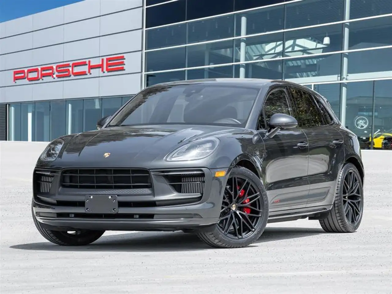 2023 Porsche Macan