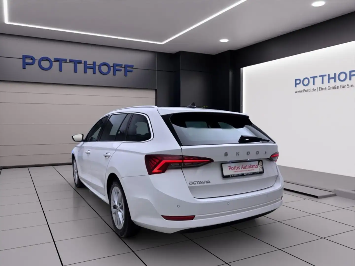 Skoda Octavia Combi 2.0 TDI STYLE NAVI LED SITZHZG PDC Weiß - 2