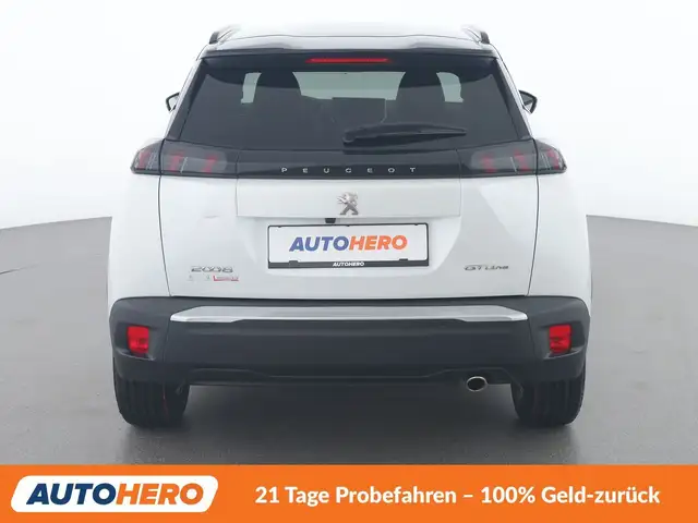 Peugeot 2008 view 5