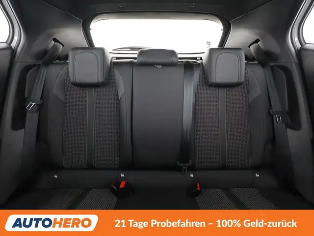 Peugeot 2008 view 15