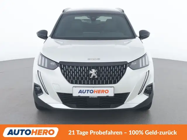 Peugeot 2008 view 9