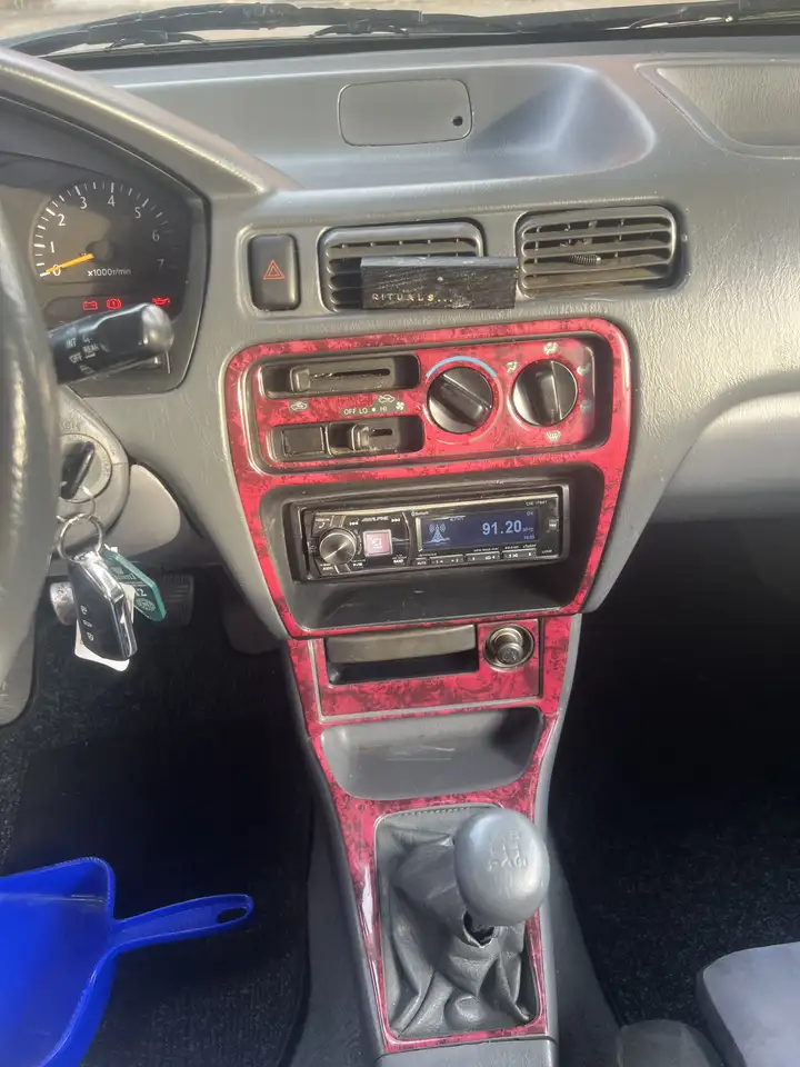 Toyota Starlet 1.3L 16V, foto 10