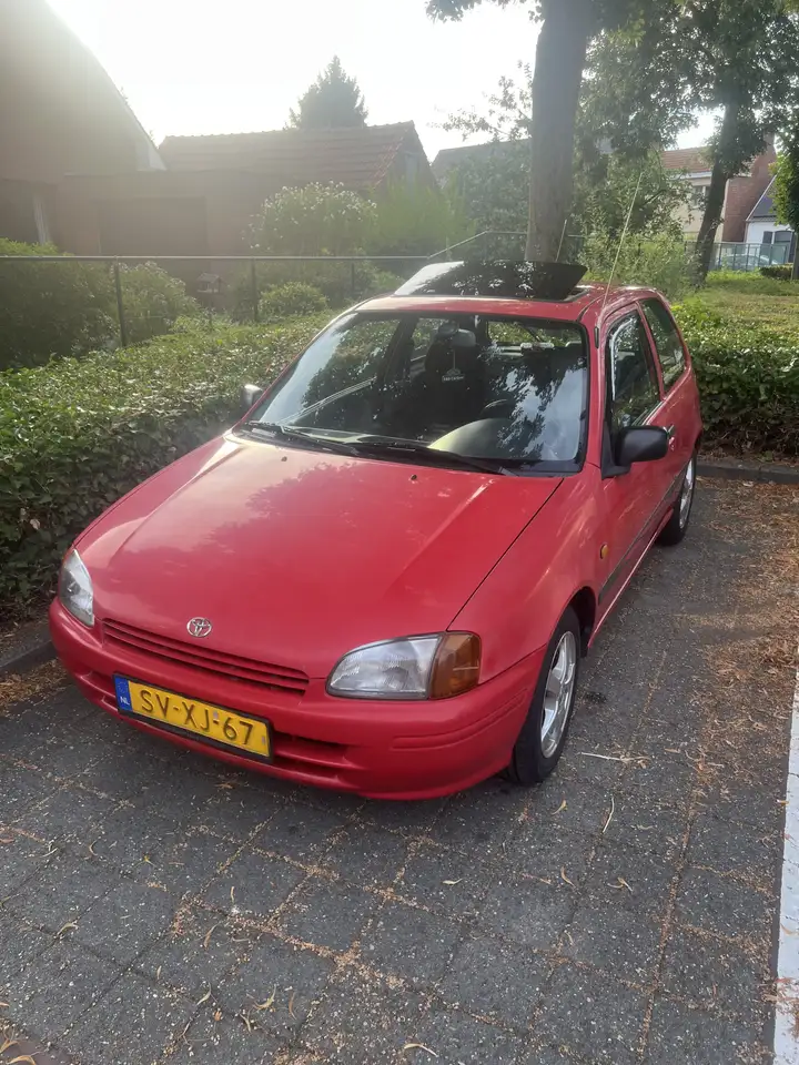 Toyota Starlet 1.3L 16V, foto 9