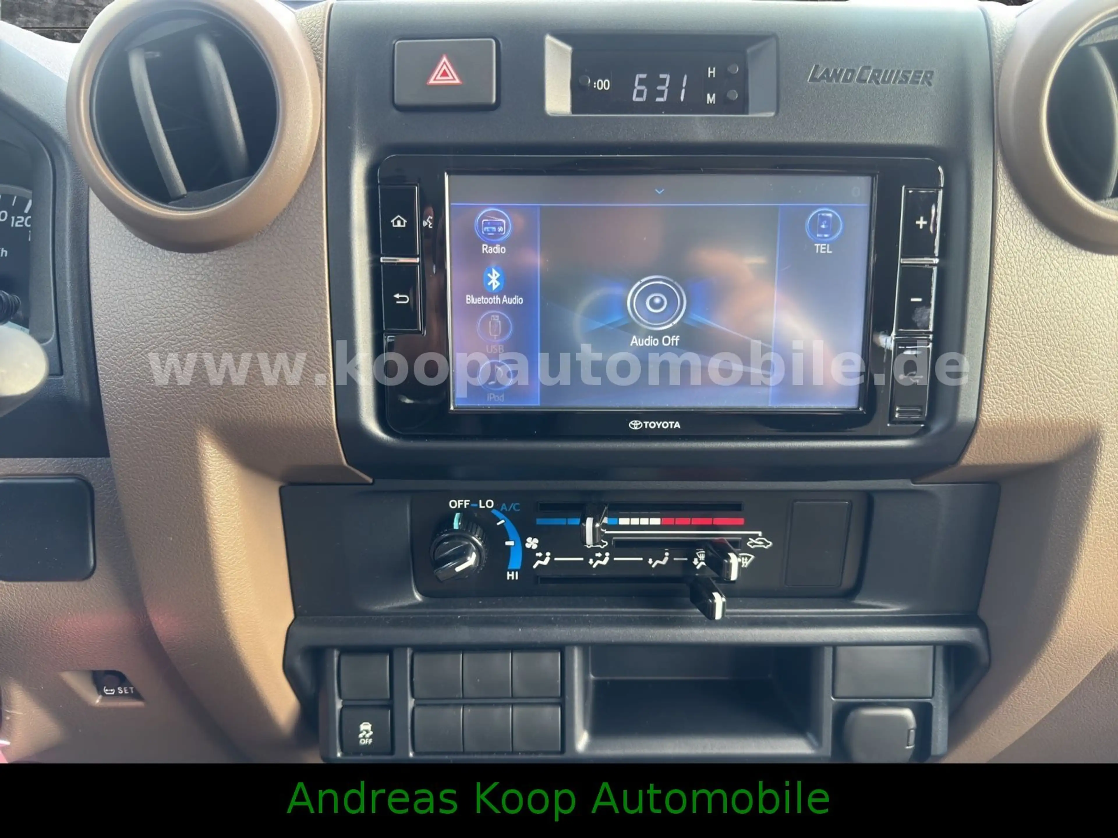 Toyota Land Cruiser VDJ 79 DC STD 4,5d V8 SOFORT — photo 8