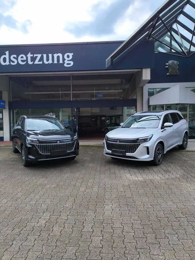 DFSK Fengon 5 E5 PHEV Negru - 1
