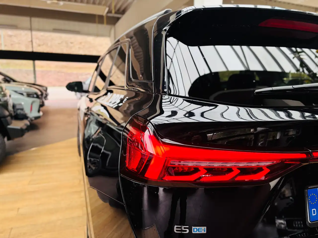 DFSK E5 DFSK Fengon 7-Sitzer Plug-in-Hybrid Schnäppchen 6