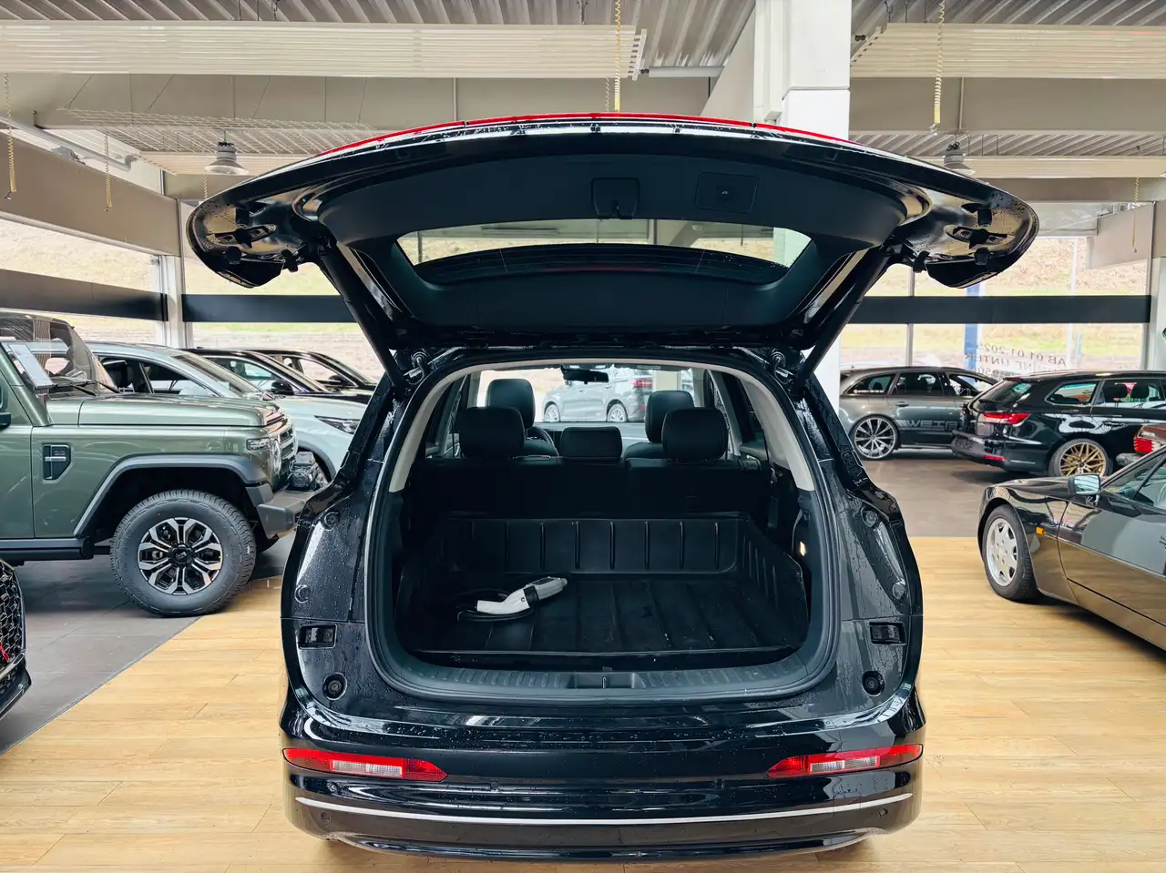 DFSK E5 DFSK Fengon 7-Sitzer Plug-in-Hybrid Schnäppchen 9