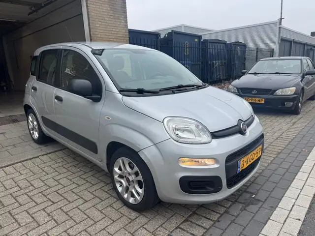 Fiat Panda view 5