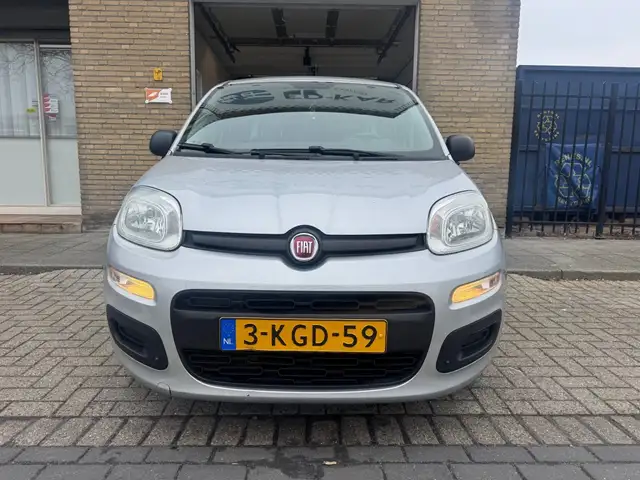 Fiat Panda view 4