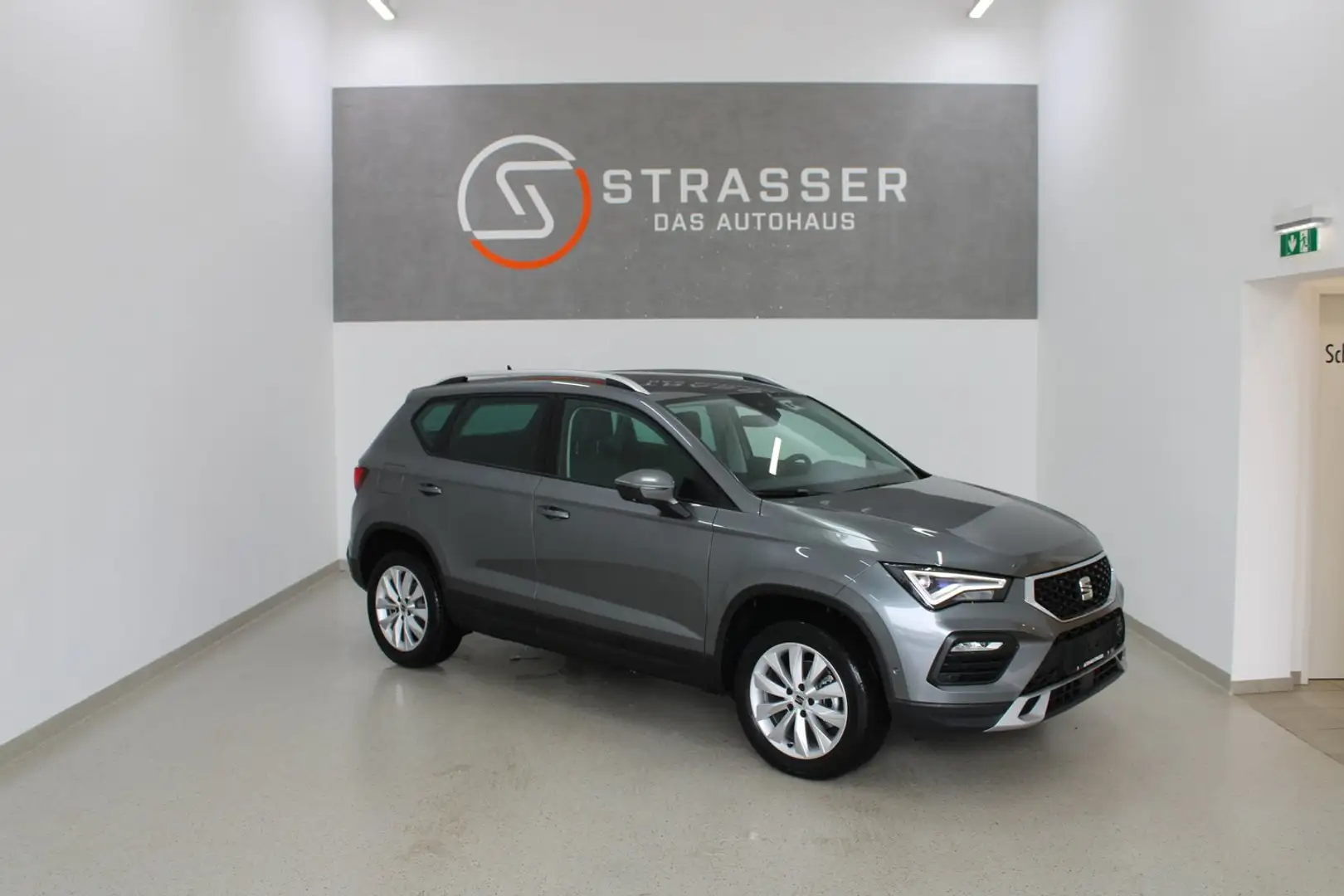 SEAT Ateca Style Edition 1.5 TSI ACT DSG Grau - 1