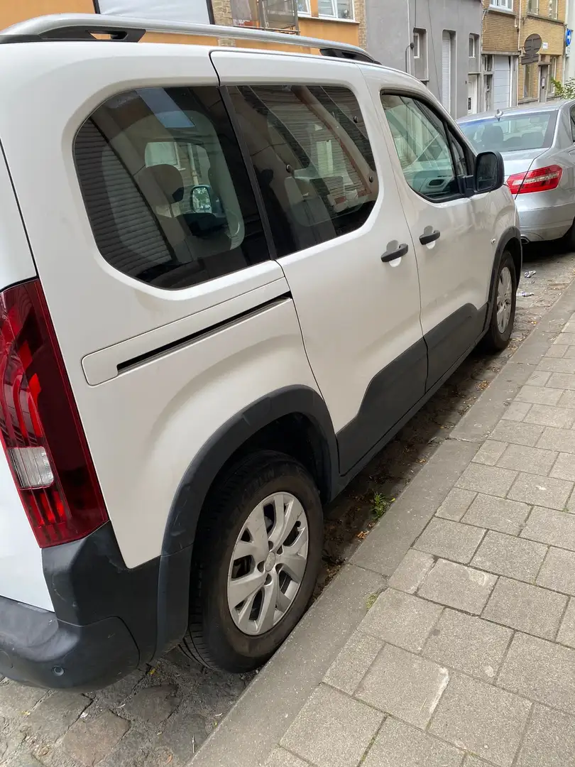 Peugeot e-Rifter Weiß - 1