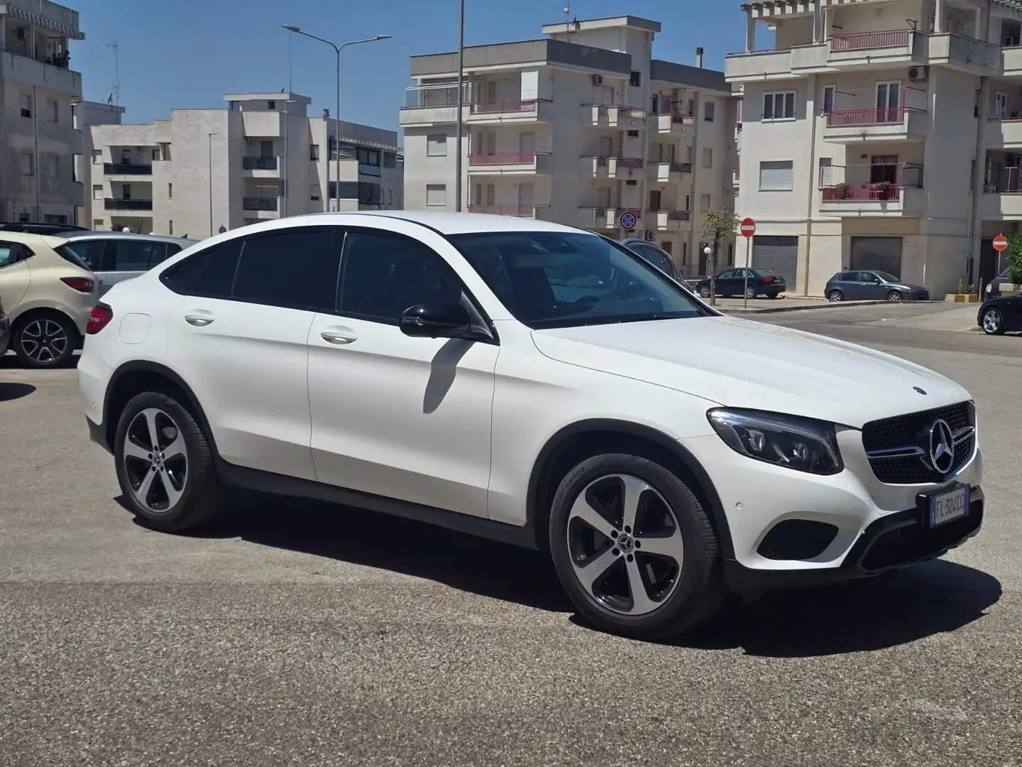 Mercedes-Benz GLC 220 GLC Coupe - C253 Coupe d Sport 4matic auto Wit - 2
