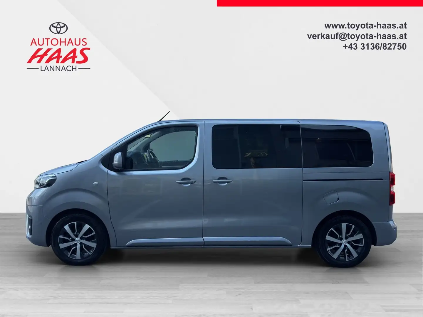 Toyota Proace Verso 2,0 D-4D 180 Medium VIP Aut. Silber - 2